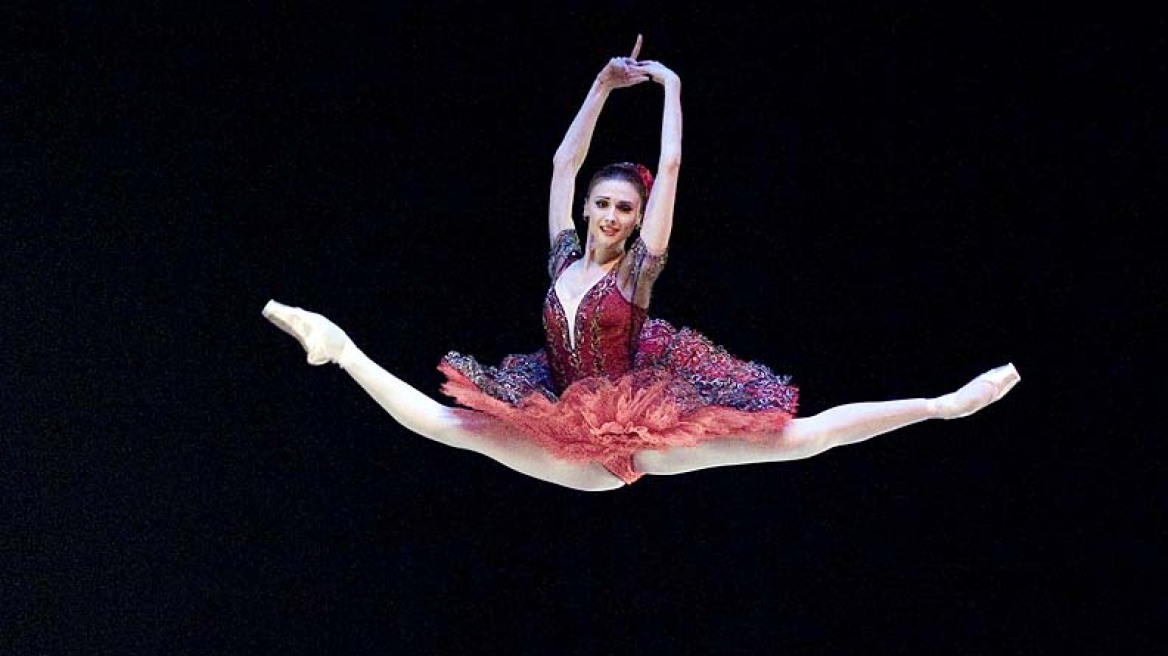 Η σπουδαία μπαλαρίνα Svetlana Zakharova χορεύει στο Μέγαρο Μουσικής Αθηνών